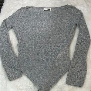 Abercrombie & Fitch Light Gray Crew Neck Sweater